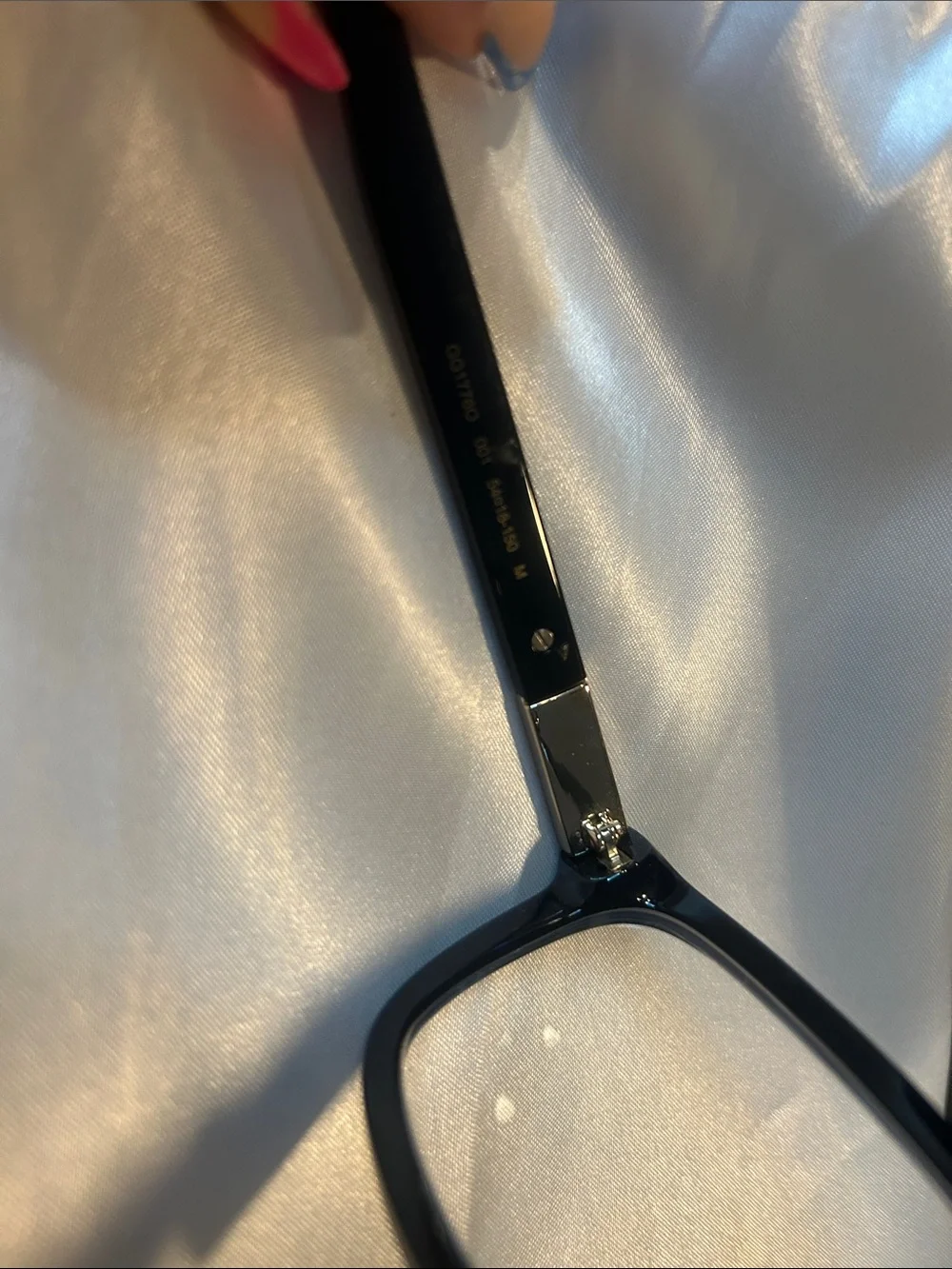 Gucci Black Rectangular Acetate Glasses eye mask and pouch - Picture 5 of 10